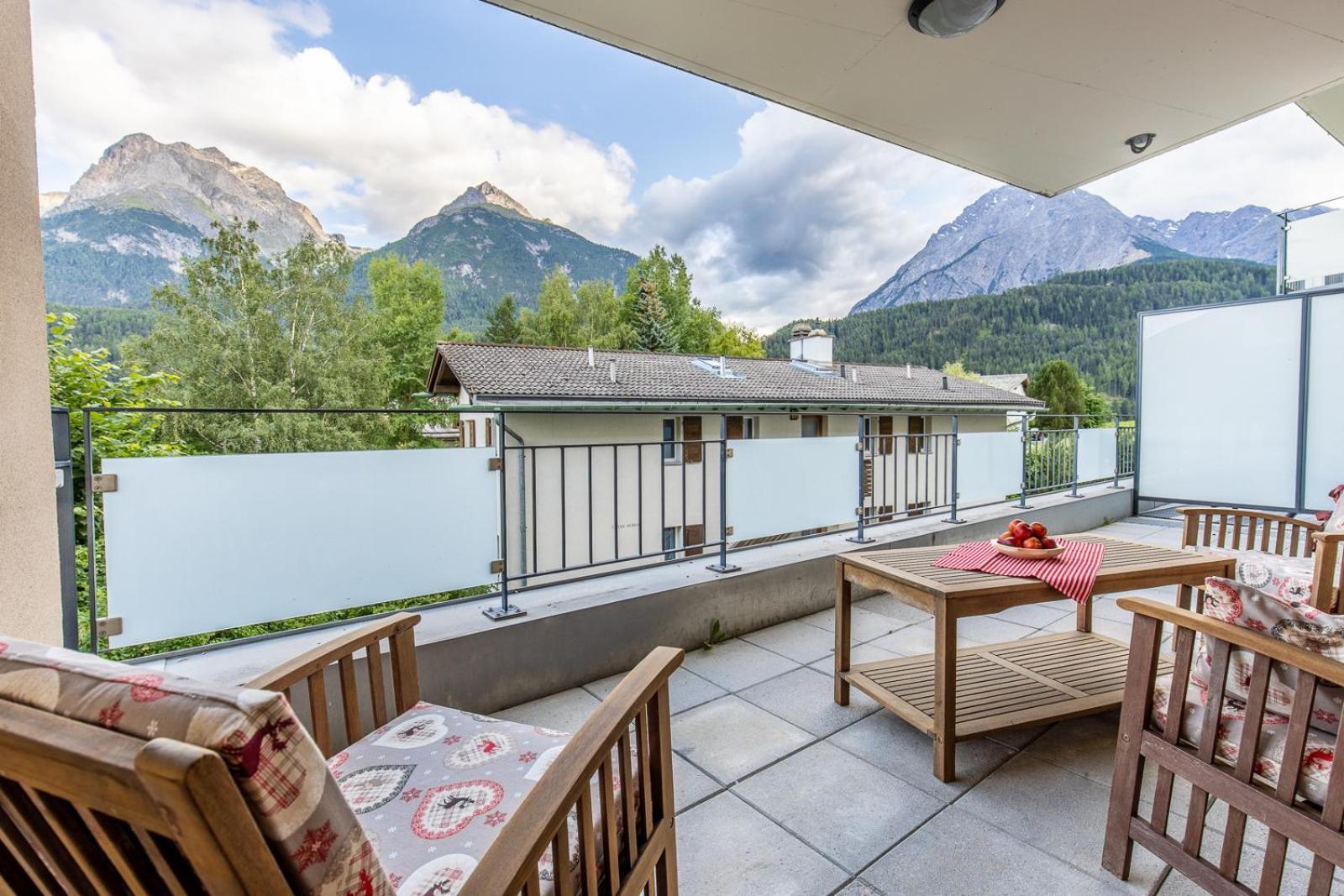 La Stuevetta Apartment Scuol Luaran gambar